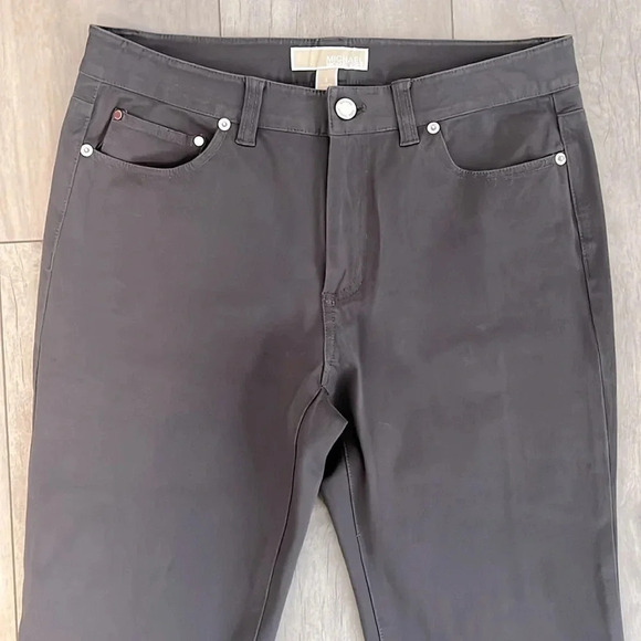 MICHAEL KORS Flared Cotton Stretch Denim Jean, Size 8 - Picture 3 of 9